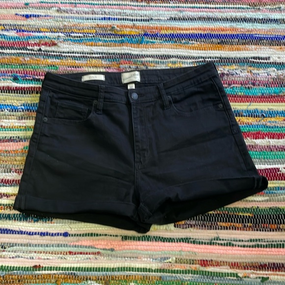Universal Threads Black MIDI Denim Shorts-#1890+ - Picture 2 of 11